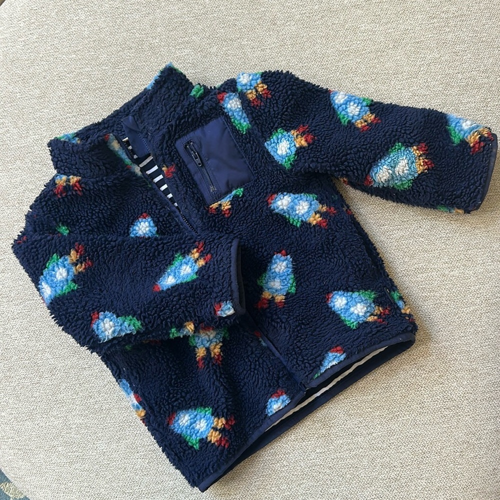 EUC Jojo Maman Bebè fleece with spaceship print size 3